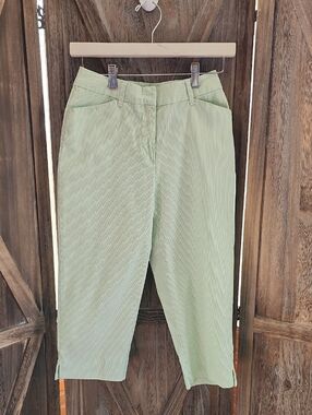 St. Johns Bay Ladies Stretch Capris